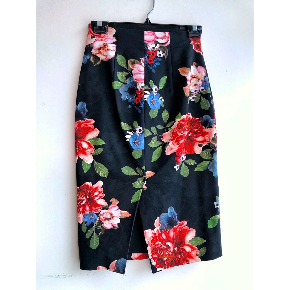 Floral pencil skirt